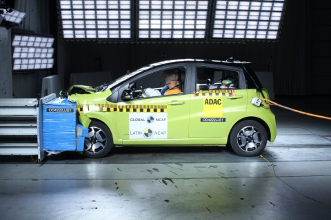 Re: [討論] 台灣本田CRV5的TNCAP撞測成績三顆星