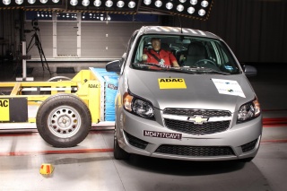 Últimos resultados do Latin NCAP: A Nissan impacta com quatro e cinco estrelas enquanto o Aveo obtém zero estrela — 5