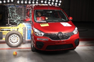 Últimos resultados do Latin NCAP: Rav 4 conquista com cinco estrelas, enquanto Kangoo obtém resultado fraco de três estrelas  — 3