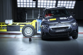 Nuevos resultados de Latin NCAP  Seguridad de Stellantis en caída libre: Citroen C3 cero estrellas — 2