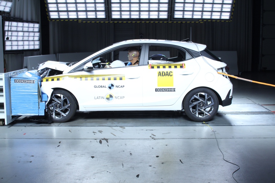 Hyundai New HB20 + 6 Airbags — 1