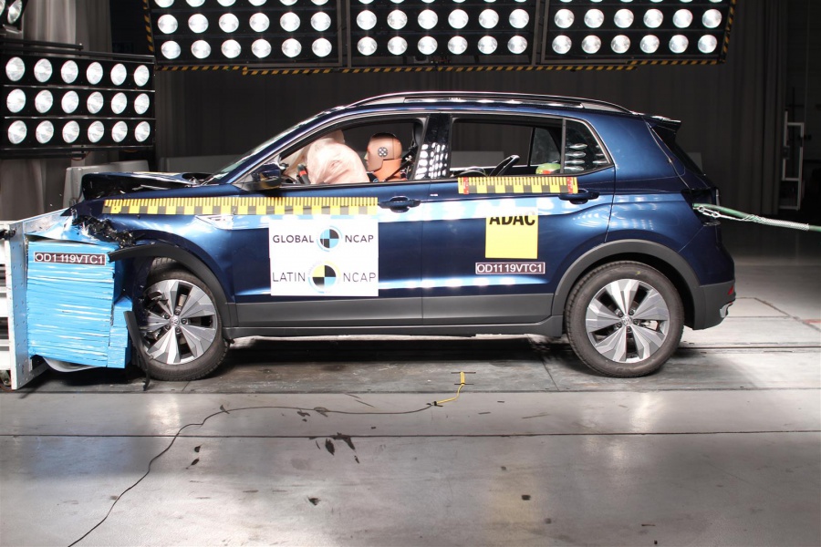 Volkswagen T-Cross + 6 Airbags — 1