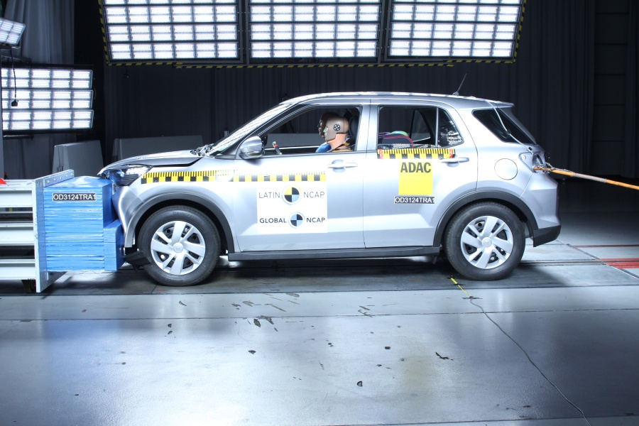 Toyota Raize + 2 Airbags — 1