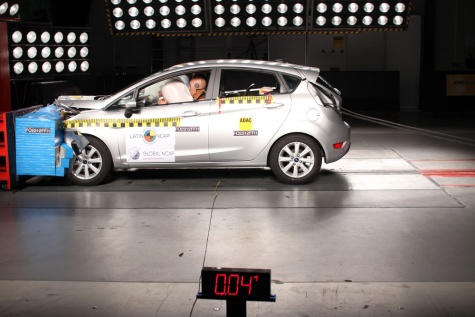 Ford Fiesta + 2 Airbags — 1