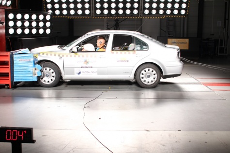 Volkswagen Clásico (Bora) + 2 Airbags — 1